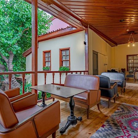 Sari Konak Antalya Bagian luar foto