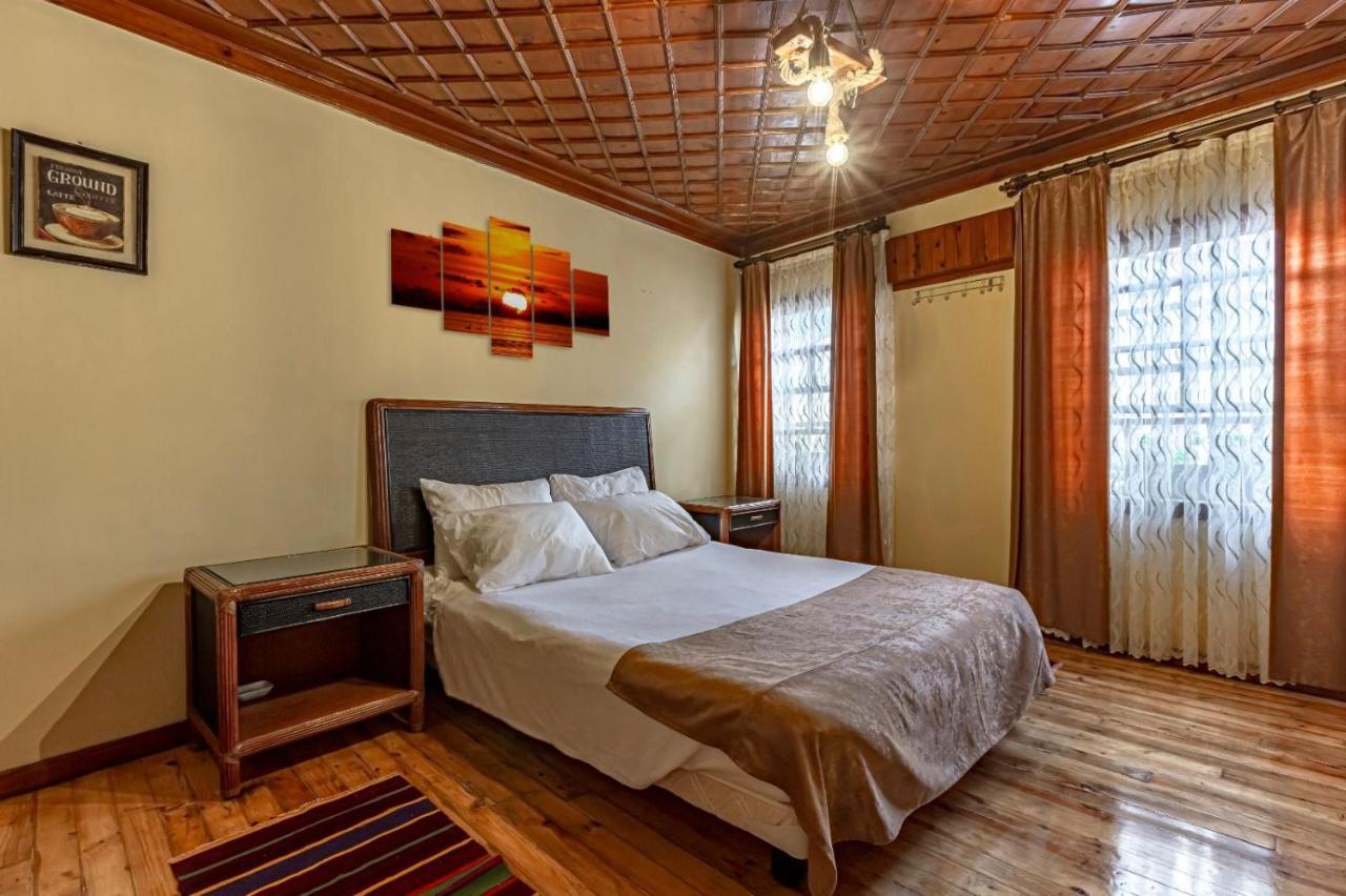Sari Konak Antalya Bagian luar foto