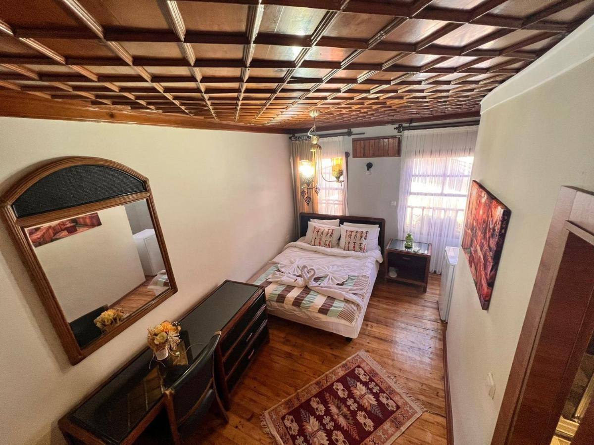 Sari Konak Antalya Bagian luar foto