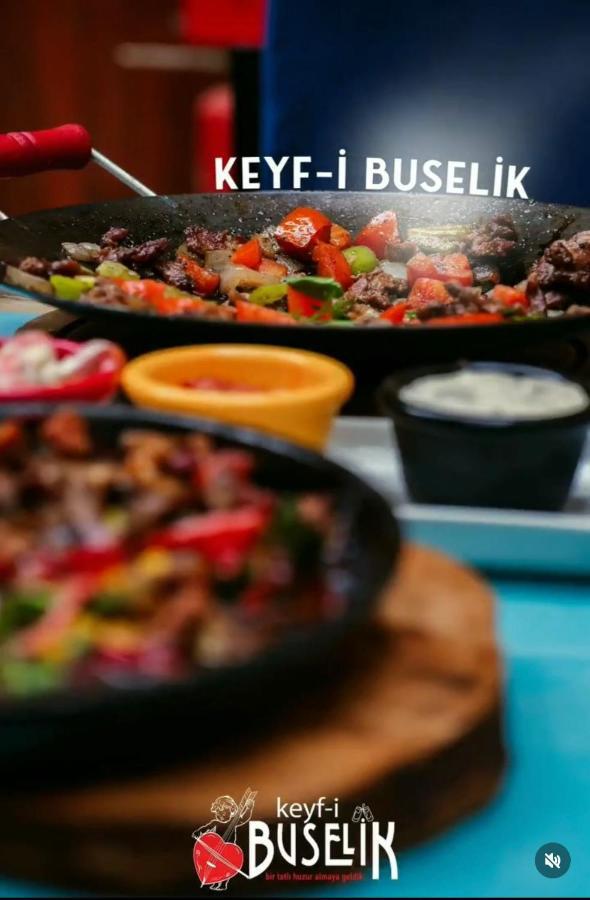 Sari Konak Antalya Bagian luar foto